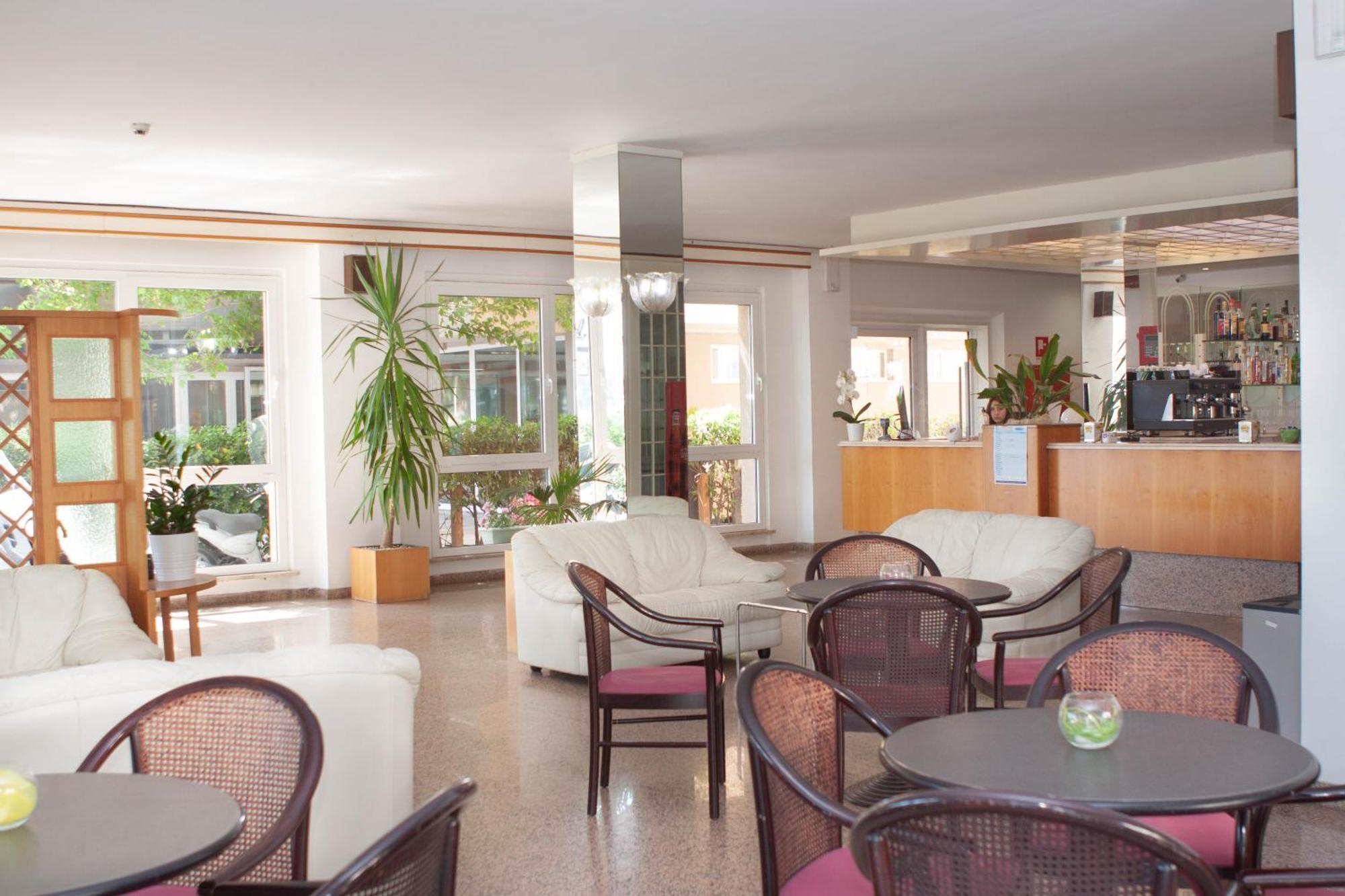 Hotel La Torretta Bramante Rimini Exteriör bild